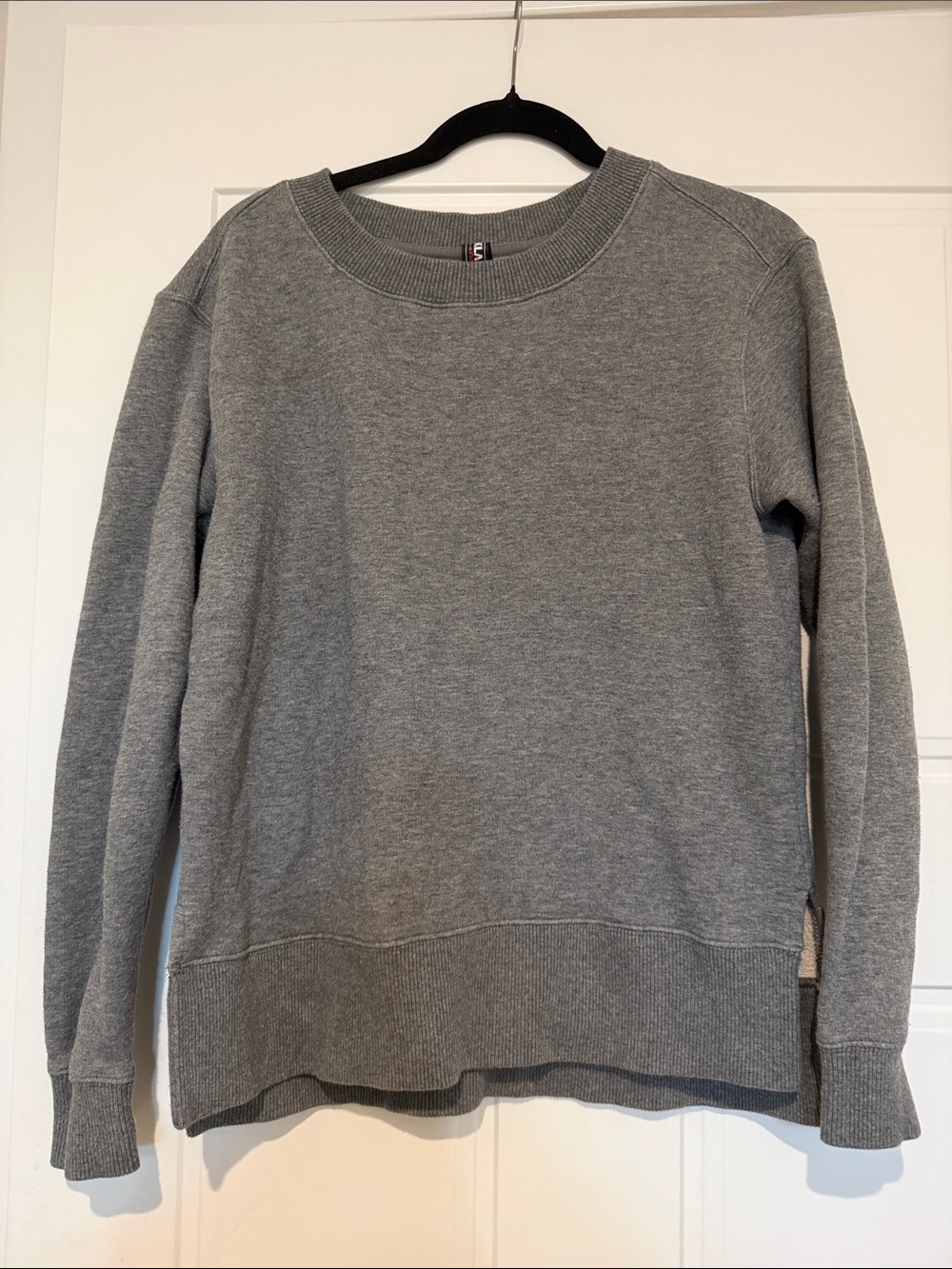 Kirkland Signature Gray Crewneck Women’s  Sweater - Classic Everyday Pullover